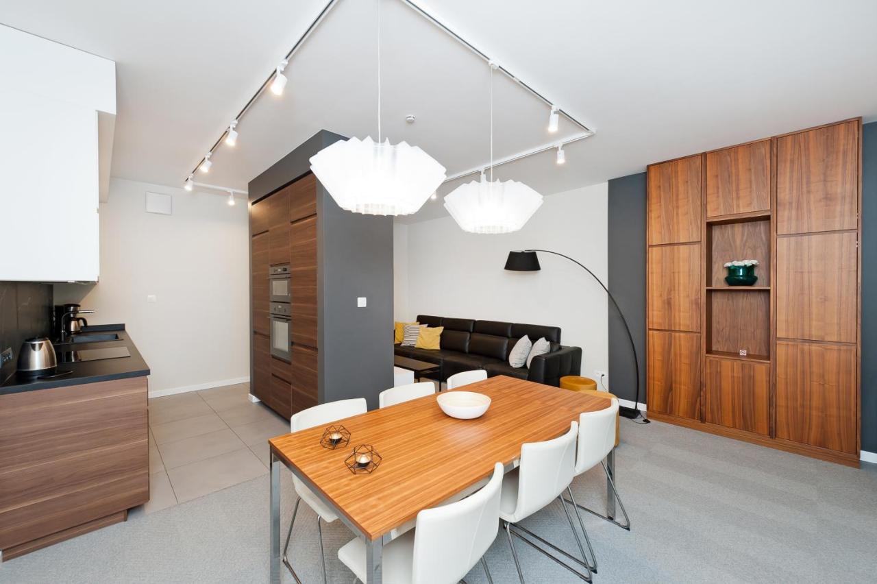 Premium In Novum City Center Near The Train Station By Sun & Snow Krakow Exterior photo