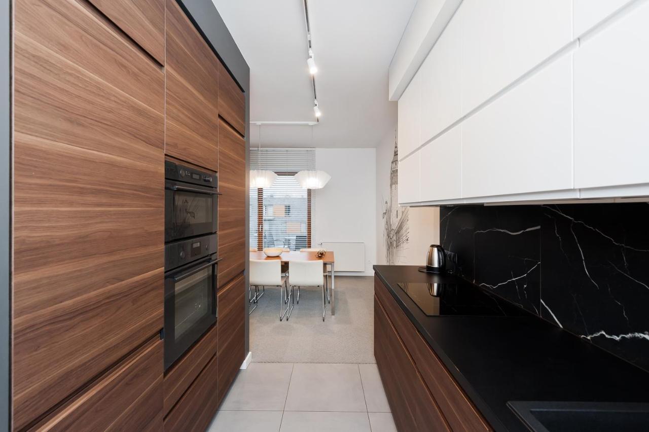 Premium In Novum City Center Near The Train Station By Sun & Snow Krakow Exterior photo